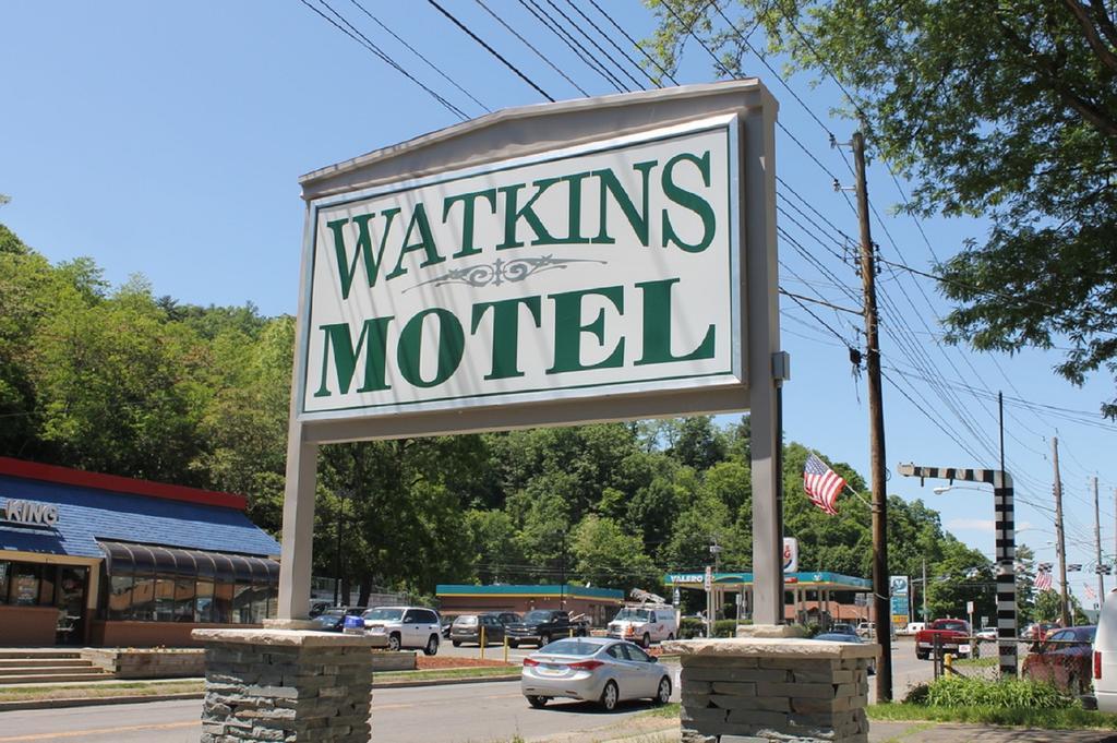 Watkins Motel Watkins Glen Bagian luar foto